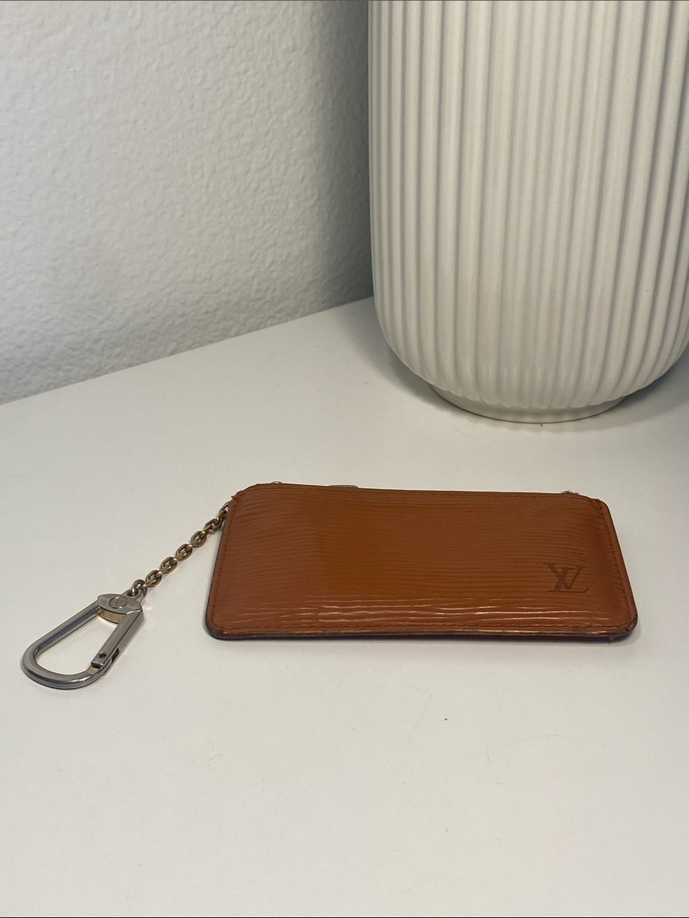 Vintage Louis Vuitton Key Clés Epi Leather In Kenyan Fawn - Picture 8 of 12